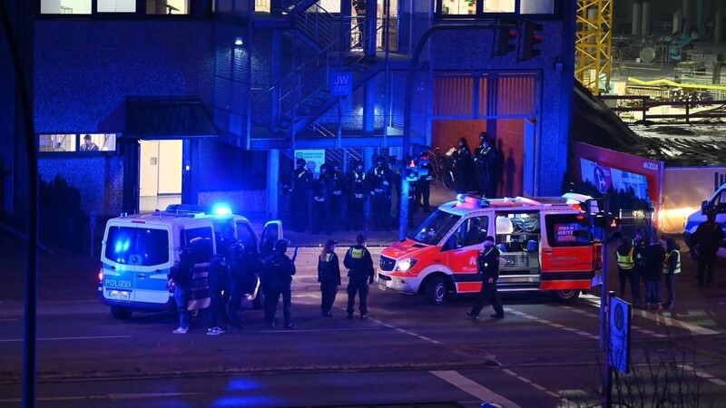 Blick auf den Einsatzort in Hamburg.