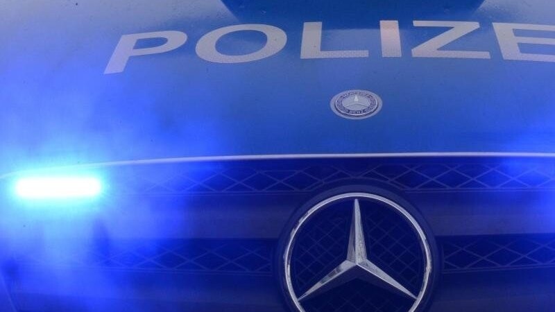 Darum rückte die Polizei am Samstagabend in der Inneren Passauer Straße in Straubing aus (Symbolbild).