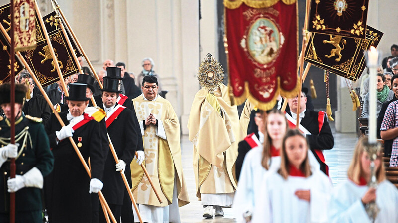 Eine volle Kirche an hohen Feiertagen war in den vergangenen Monaten wegen der Corona-Krise nicht denkbar.