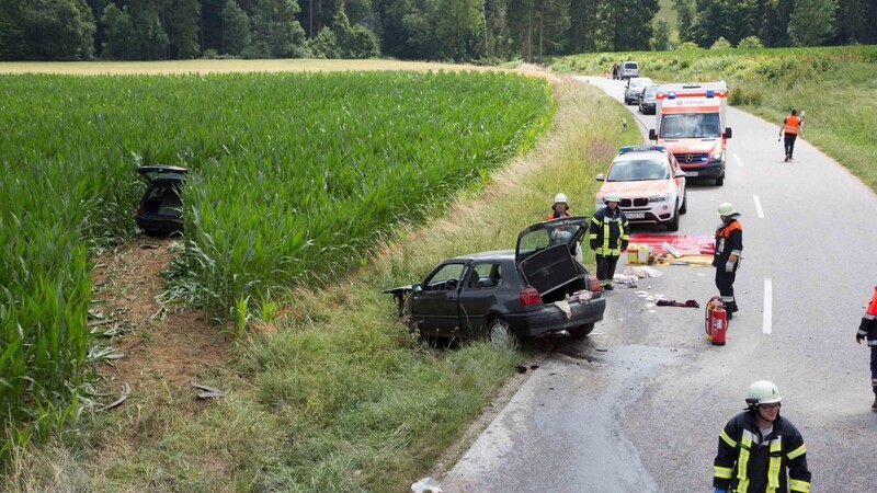 Auf der LA14 hat sich am Sonntag ein schwerer Unfall ereignet.