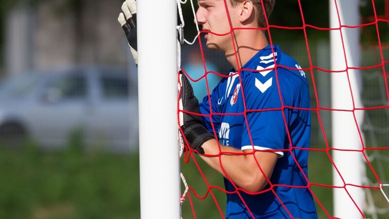 Hankofens Torhüter Mathias Loibl musste in der Nachspielzeit noch einen Gegentreffer hinnehmen.