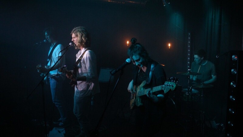 Markus, Basti, Melanie und Paul (von links) beim Release-Konzert zu ihrer EP "Salt to the Sea". Der Auftritt war Auftakt ihrer Tour durch Deutschland.