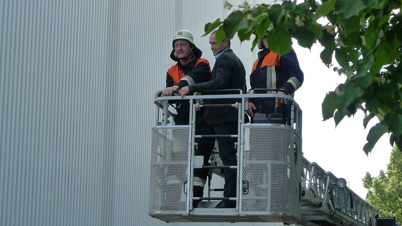 Die eingesetzten Feuerwehren konnten den Brand schnell unter Kontrolle bringen. (Fotos: nop)