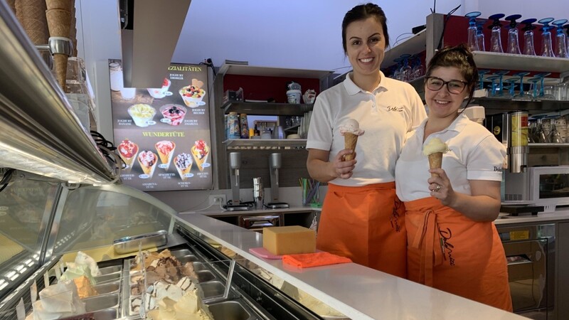 Eis, so weit das Auge reicht - täglich gibt es die Auswahl zwischen 28 verschieden Sorten in der Vitrine.