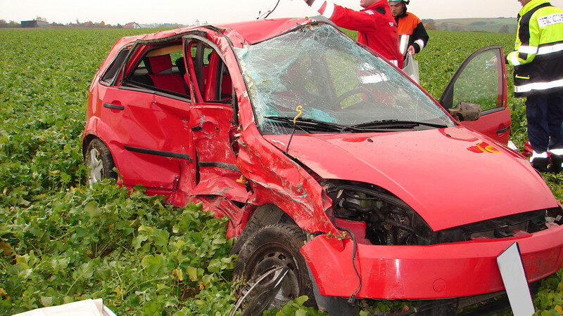 Bei dem Unfall ist eine Frau ums Leben gekommen. (Foto: Ertl)