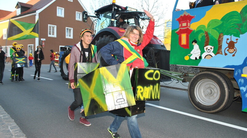 Am Freitag, 24. Februar, lautete das Motto in Ergoldsbach: Après-Ski-Party.