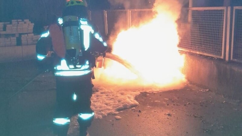 Die Landshuter Feuerwehr war in der Silvesternacht so oft gefordert wie schon lange nicht mehr.