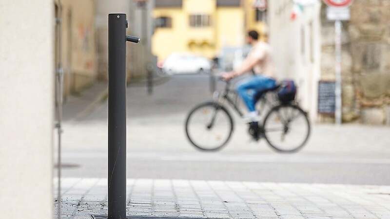 Am Schwanenplatz steht ein neuer Trinkwasserbrunnen zur Verfügung. Ein weiterer soll am Bismarckplatz folgen.