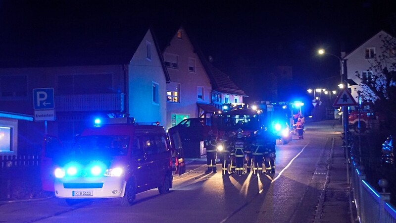 Wegen eines Gaslecks rückten drei Feuerwehren am Sonntagabend aus. Wie sich herausstellte, bestand keine Gefahr.