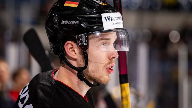 Der Landshuter Luis Schinko wird auf heimischem Eis für die Eishockey-Nationalmannschaft auflaufen.