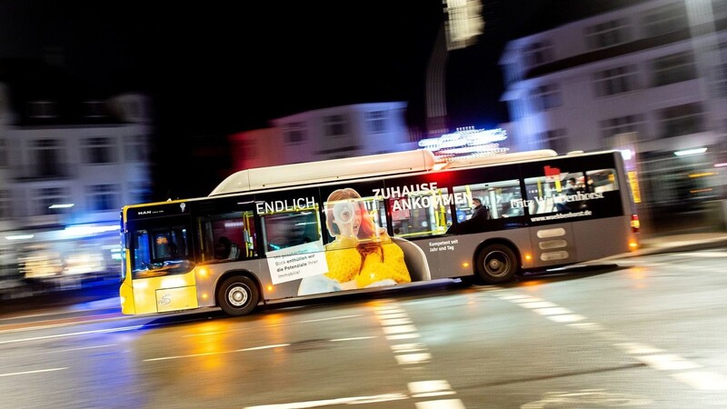 In Zeitlarn ist ein Streit in einem Linienbus eskaliert. (Symbolbild)