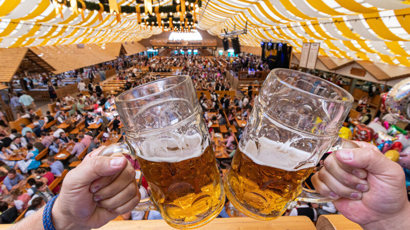 Am 11. August startet das Straubinger Gäubodenvolksfest 2023. wir wollten von den Nutzern wissen, ob Sie sich schon Tische reserviert haben - oder überhaupt Lust auf das Fest verspüren.