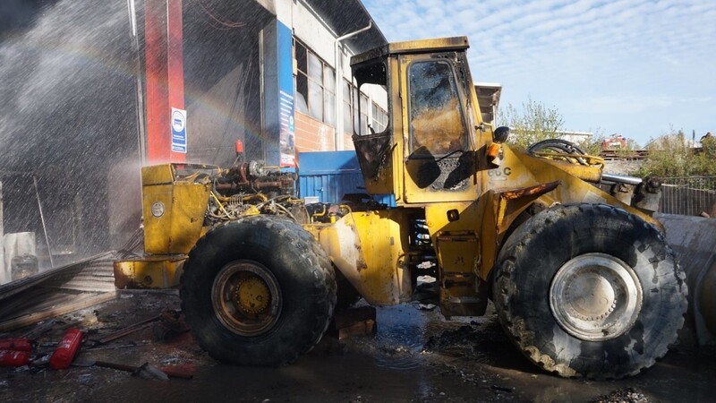 Ein Feuer in einer Werkstatt in der Römerstraße hat am Mittwochvormittag einen Großeinsatz der Feuerwehr ausgelöst.