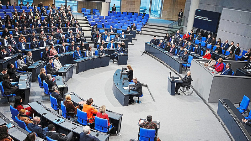 "Demokratie leben" fördert Projekte und langfristiges Engagement, auf Bundesebene wie in den Kommunen. Der Landkreis ist aus dem Programm ausgestiegen.