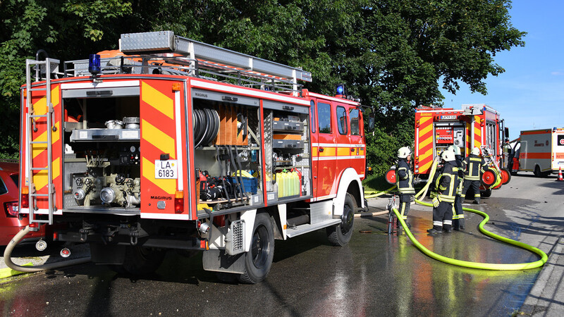 Im Marktgebiet, nämlich in der Holzhausener Straße, musste der Brand einer Gartenhütte gelöscht werden.