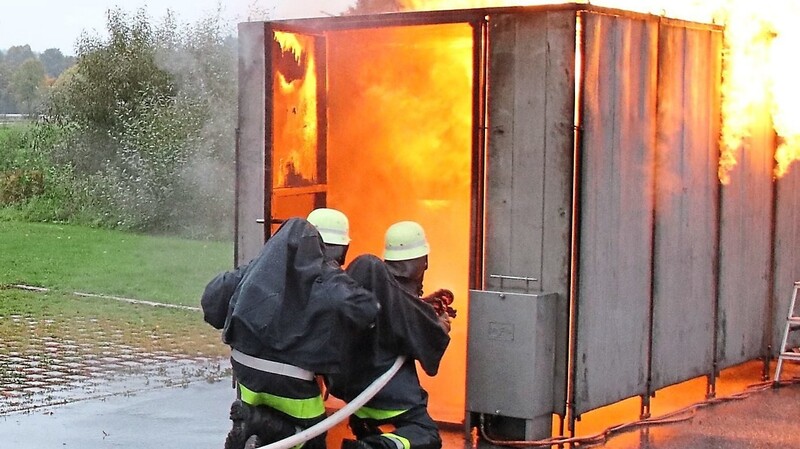 Die Heißbrandausbildung forderte 2019 die Atemschutzgeräteträger.