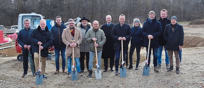 Spatenstich für das 5,7 Millionen Euro-Projekt an der Schermauer Straße. 