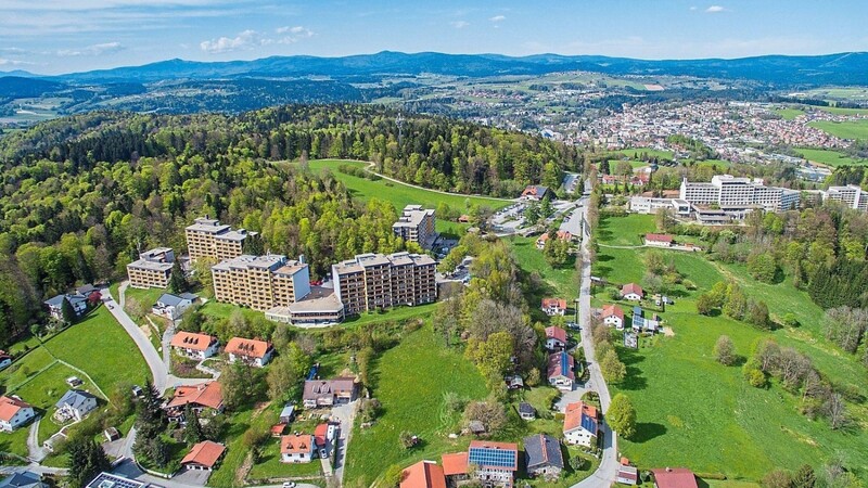 Der 800 Meter hoch gelegene Geyersberg wird durch die Landesgartenschau vom touristischen Mittelpunkt und Naherholungsraum der Stadt Freyung zu einem zukunftsweisenden Landschaftspark weiterentwickelt