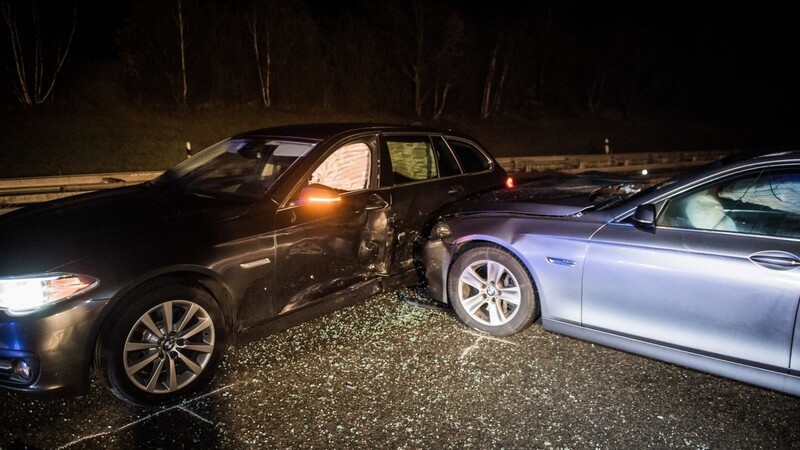 Die Polizei konnte den flüchtenden Autodieb schließlich auf der A93 bei Schwandorf stoppen.