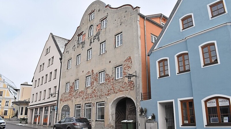 Über die Passage durch das frühere Kino soll ein Fußgängerweg vom Kirchplatz zur Hauptstraße führen.