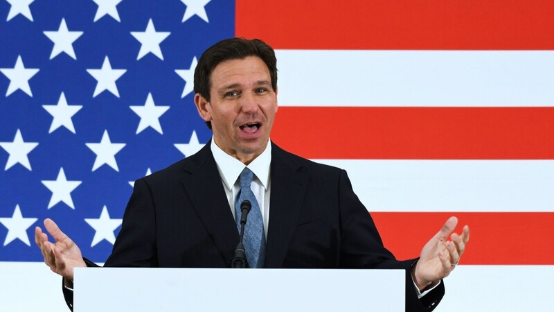 Floridas Gouverneur Ron DeSantis könnte am Ende sogar den Republikanern zu rechts sein. Er wirft seinen Ring für die Kandidatur um die US-Präsidentschaft in den Ring.