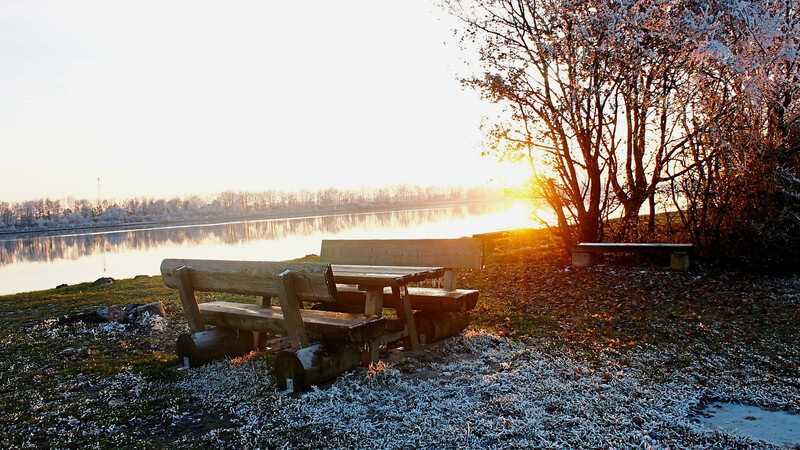 Die Donau bei Bach. Hier soll am Wochenende die MS Rossini anlegen und bis zu 200 Flüchtlinge beherbergen. Gibt es Alternativen?