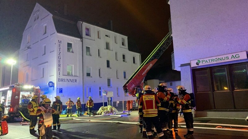 In einem Haus in Landshut kam es am Mittwochabend zu einer starken Rauchentwicklung.