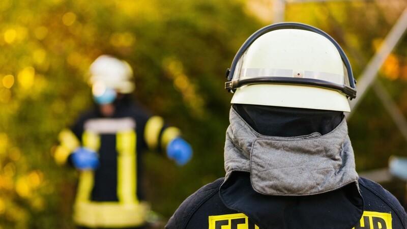 In Maxhütte-Haidhof hat sich ein Mann lebensgefährliche Verletzungen zugezogen. (Symbolbild)