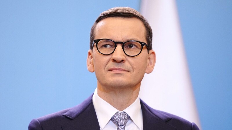 "Werden trotzdem unsere Panzer zusammen mit anderen in die Ukraine verlegen": Mateusz Morawiecki.