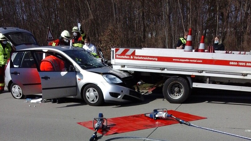 Am Mittwoch gegen 13 Uhr ist es auf der A92 zu einem Verkehrsunfall gekommen, der einen langen Stau nach sich zog.