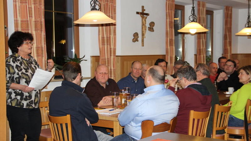 "Der Kindergarten bleibt in Galgweis", unterstrich Bürgermeisterin Liane Sedlmeier (l.).