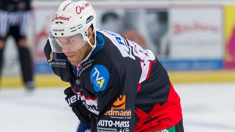 Steuerte zum 6:2-Sieg des EV Regensburg gegen Bayreuth zwei Treffer bei: Vitali Stähle.