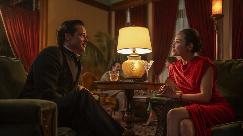 Brad Pitt als Superstar und Li Jun Li als sexuell schillernde Lady Fay Zhu, mit der "Babylon" auch auf Filme wie "Shanghai Express" oder "Marokko" anspielt.