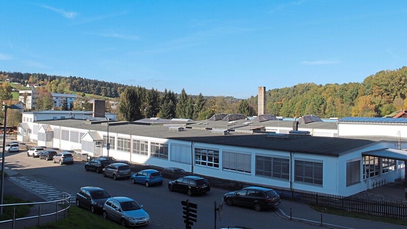 Auf dem Dach des Gewerbeparks in der Schmidstraße könnte die Bürgerphotovoltaik-Anlage entstehen.