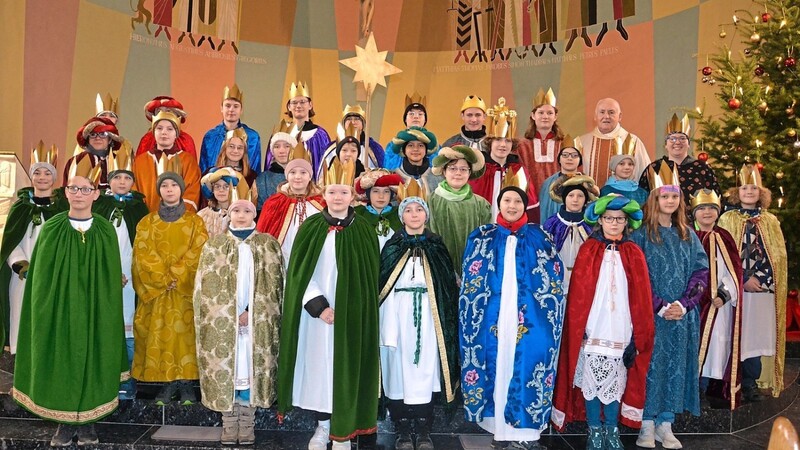 Insgesamt 38 Sternsinger sind in der Pfarrei Mainburg unterwegs.