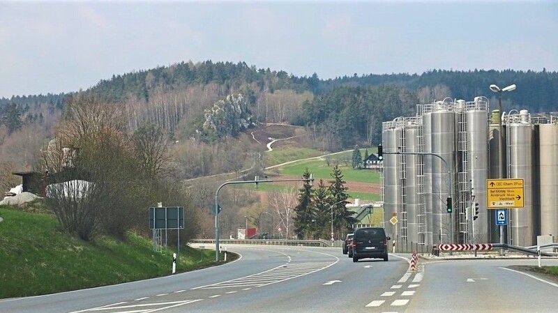 Seit 2013 steht die Ampel an der Rehau-Kreuzung.