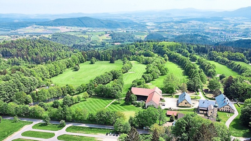 "Die Lage hier ist wirklich einzigartig": Die 18-Loch-Anlage mit traumhafter Aussicht erstreckt sich vom Voithenberger Schloss bis ins