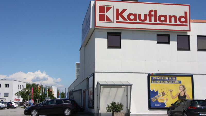 Eigentlich wäre "Kaufland" Ende 2019 aus dem Gäubodenpark ausgezogen - dann verlängerte das Unternehmen den Vertrag bis Ende 2020. Jetzt steht fest, dass "Kaufland" bis Ende 2021 bleibt.