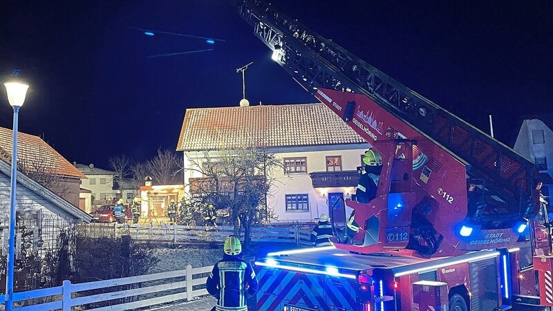 In Laberweinting war die Feuerwehr Geiselhöring mit vielen weiteren Feuerwehren und der Kreisbrandinspektion in Einsatz.