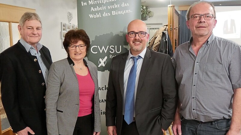 Die CWSU-Spitze mit Fraktionssprecher Franz Geiger, zweiter Bürgermeisterin Mathilde Haindl, Bürgermeisterkandidat Markus Kutzer und Stadtrat Friedrich Lohberger (v.l.) geht optimistisch in den Wahlkampf.