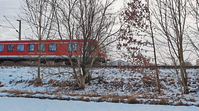 Bahngleis am Otto-von-Dandl-Ring.