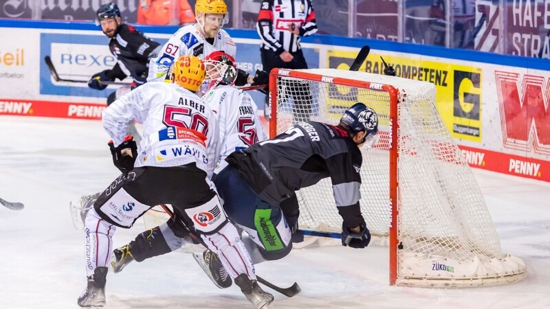 Geburtstagskind Sandro Schönberger gelang im Fallen der Treffer zum 2:0.