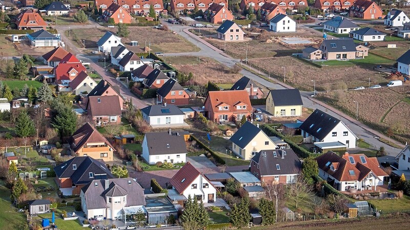 Über die Höhe der Grundsteuer entscheiden nach wie vor die Städte und Gemeinden.