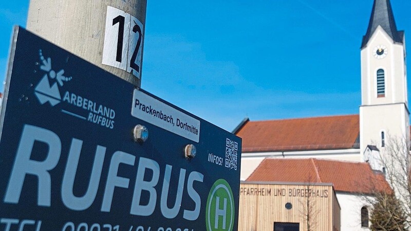 Abfahrt in Prackenbach, Haltestelle "Dorfmitte" um 12.15 Uhr.